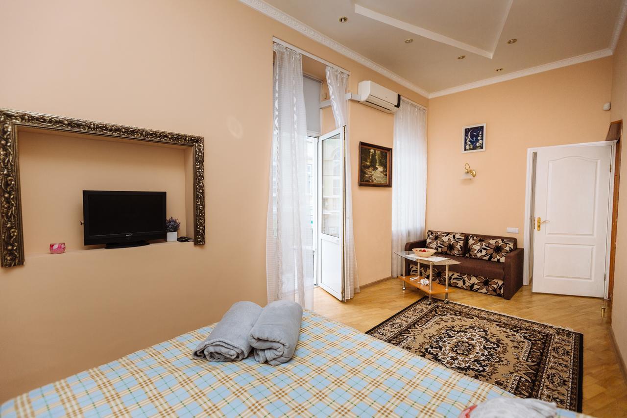 Apartments On Teatralna 26 Lwów Zewnętrze zdjęcie