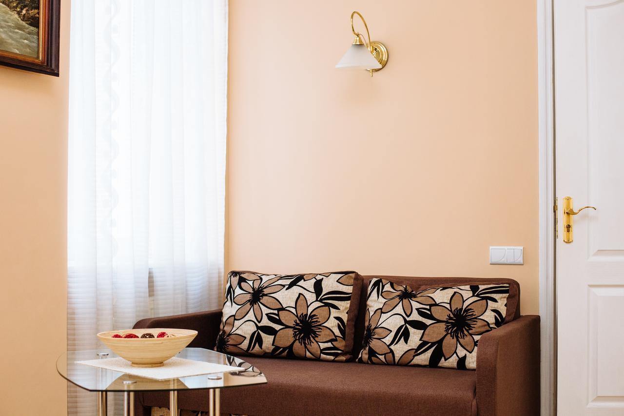 Apartments On Teatralna 26 Lwów Zewnętrze zdjęcie